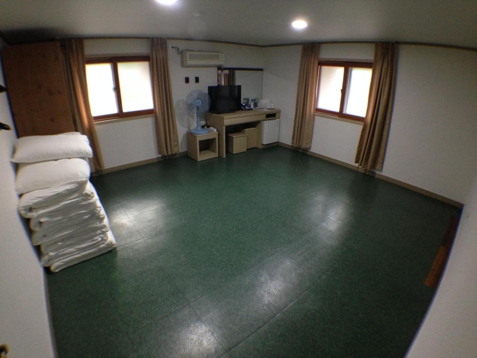 Suanbo Saipan Hot Spring Hotel Cshungdzsu Szoba fotó