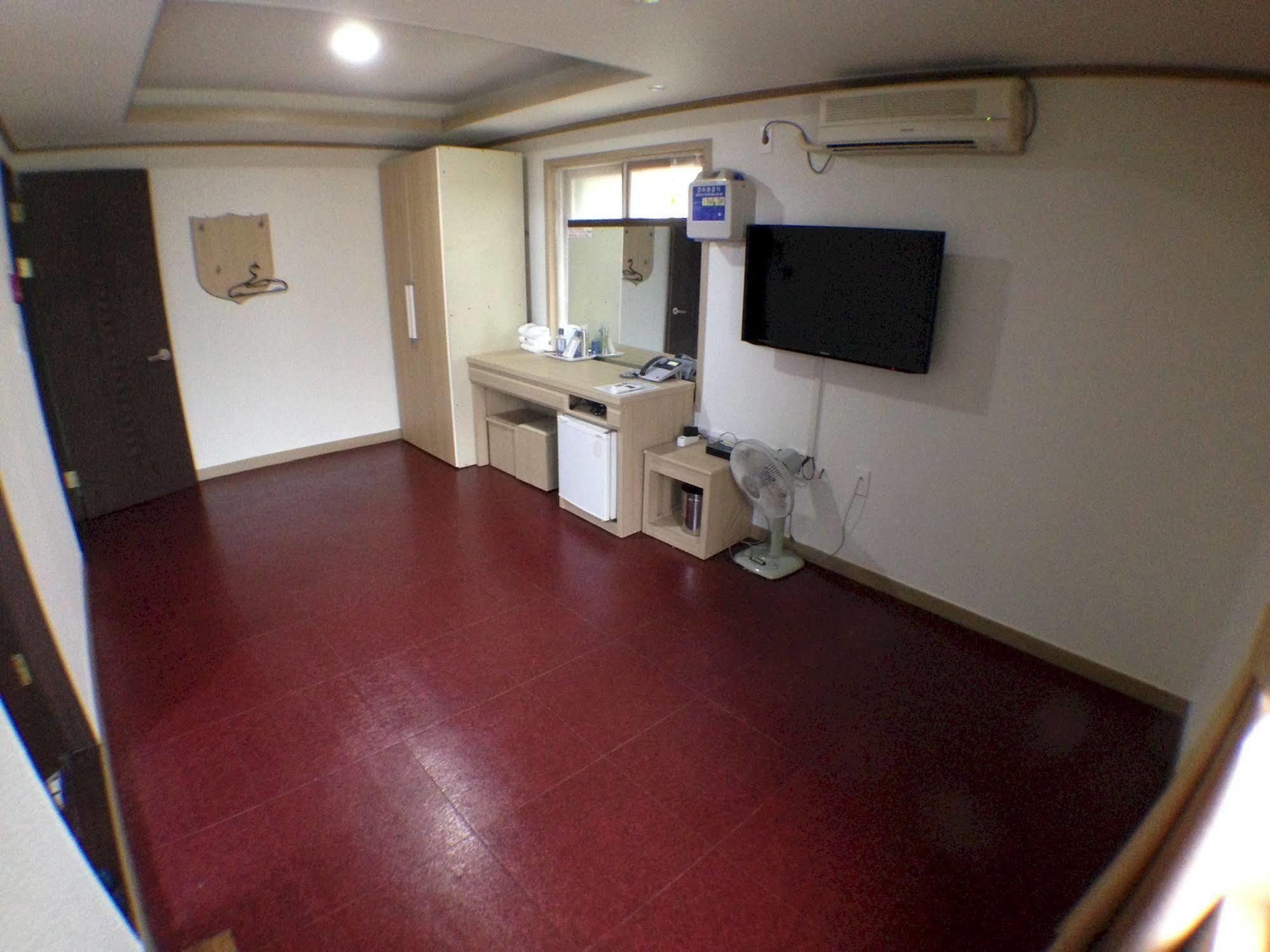 Suanbo Saipan Hot Spring Hotel Cshungdzsu Kültér fotó
